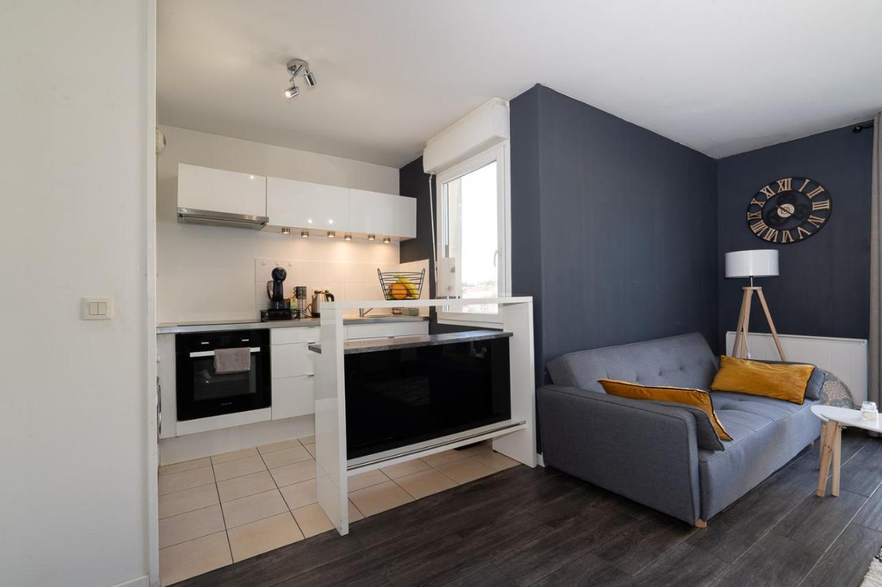 T3-Rare-2 Chambres-Parking Gratuit-2 Terrasses-Netflix-Proche Paris-La Defense أورْجونْتُيْ المظهر الخارجي الصورة